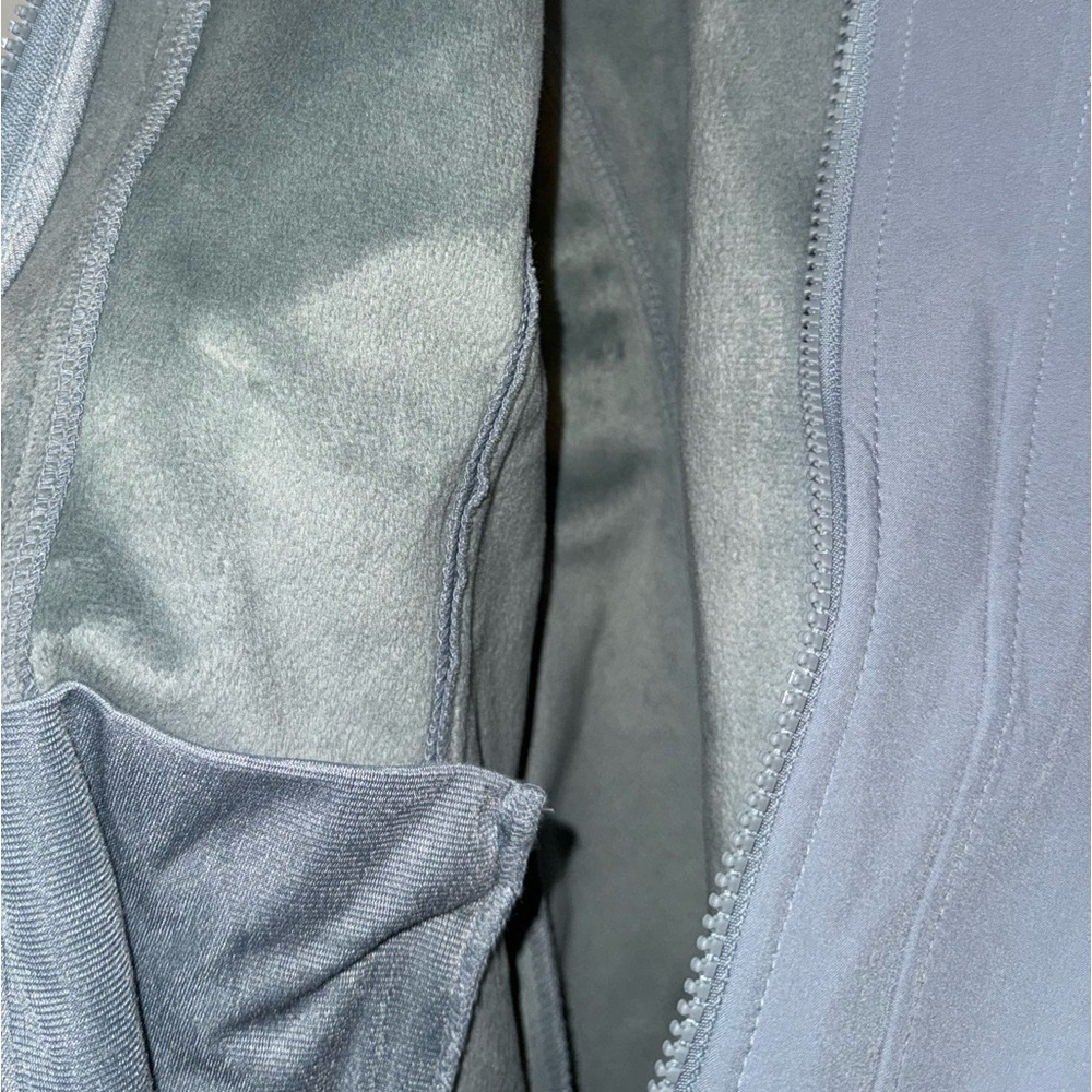 Columbia Soft Gray Fleece Ski/Snowboard/Hiking Waterproof Coat - Picture 10 of 15